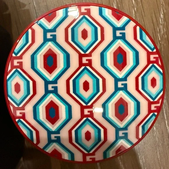 Gucci Cushion de Beauté Limited Luminous SPF 20 Moisturizing Foundation - Picture 6 of 10